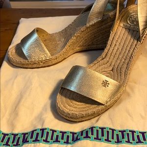 TB Espadrille Gold Wedge -size 7.5 no dust bag